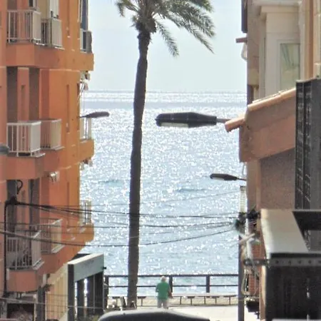 Heraclio. Atico A 150m Del Mar Daire